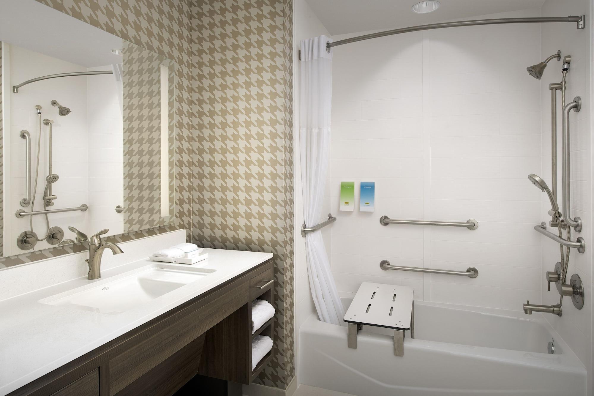 Home2 Suites By Hilton Minneapolis-Mall Of America Блумингтон Экстерьер фото