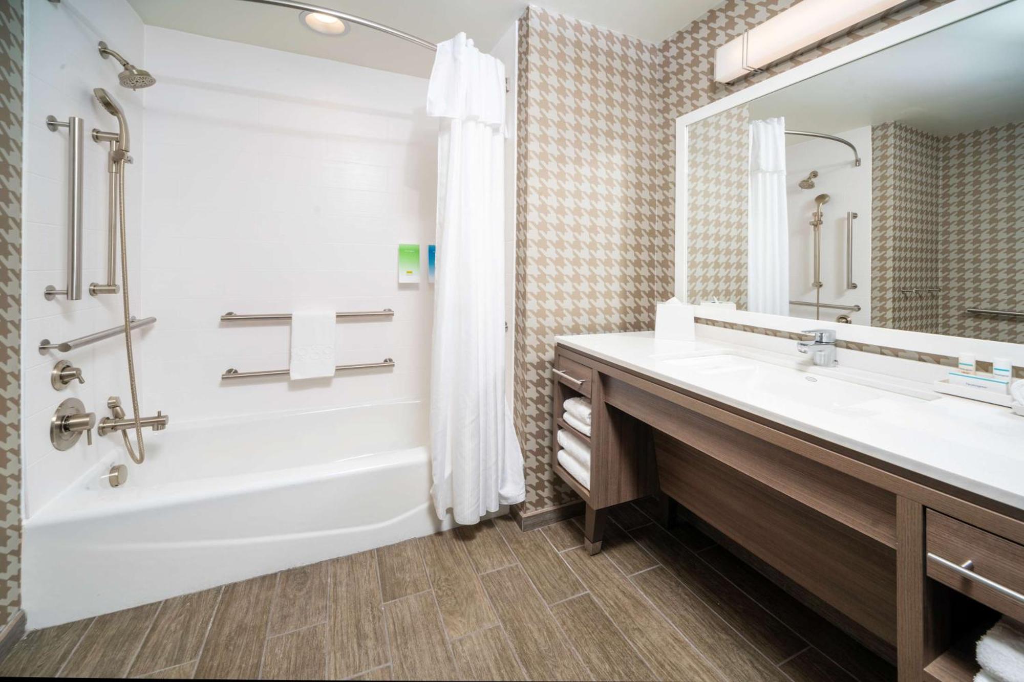 Home2 Suites By Hilton Minneapolis-Mall Of America Блумингтон Экстерьер фото
